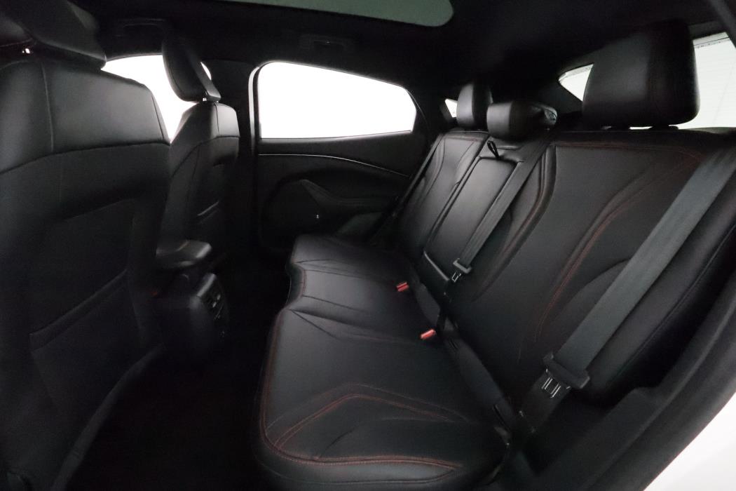 FORD Mustang Mach-E 2021