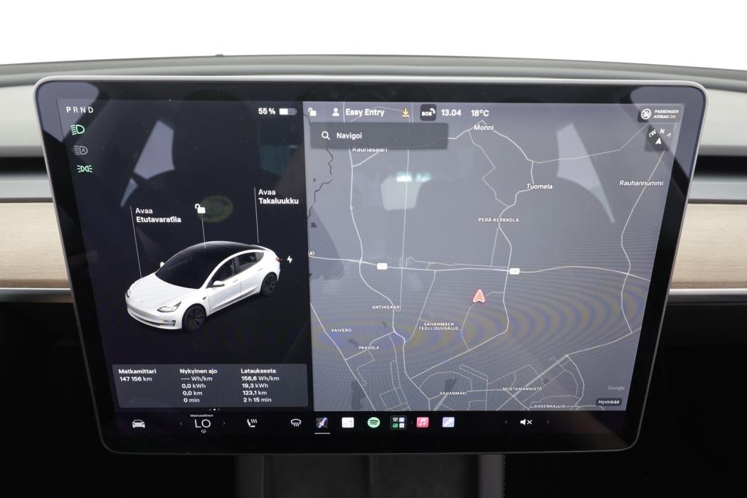 TESLA Model 3 2021
