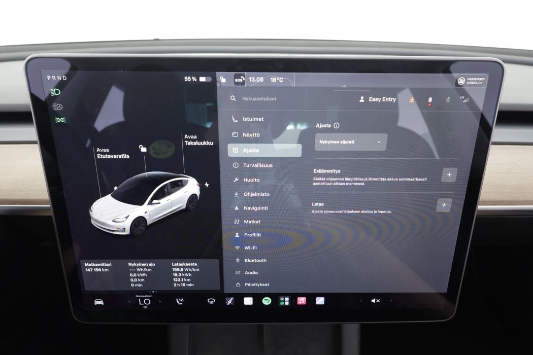 TESLA Model 3 2021