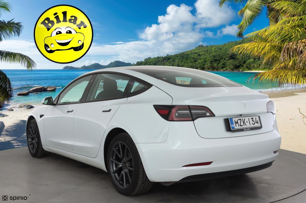TESLA Model 3 2021