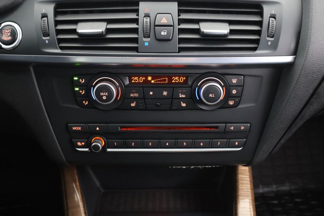 BMW X3 2012