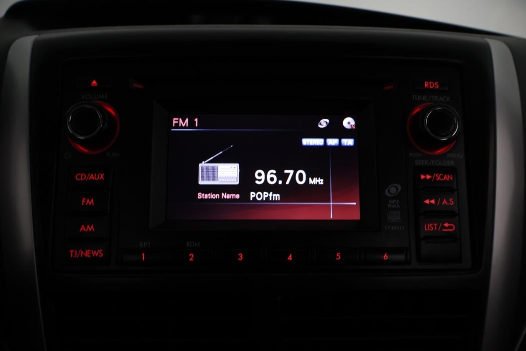 SUBARU Forester 2012