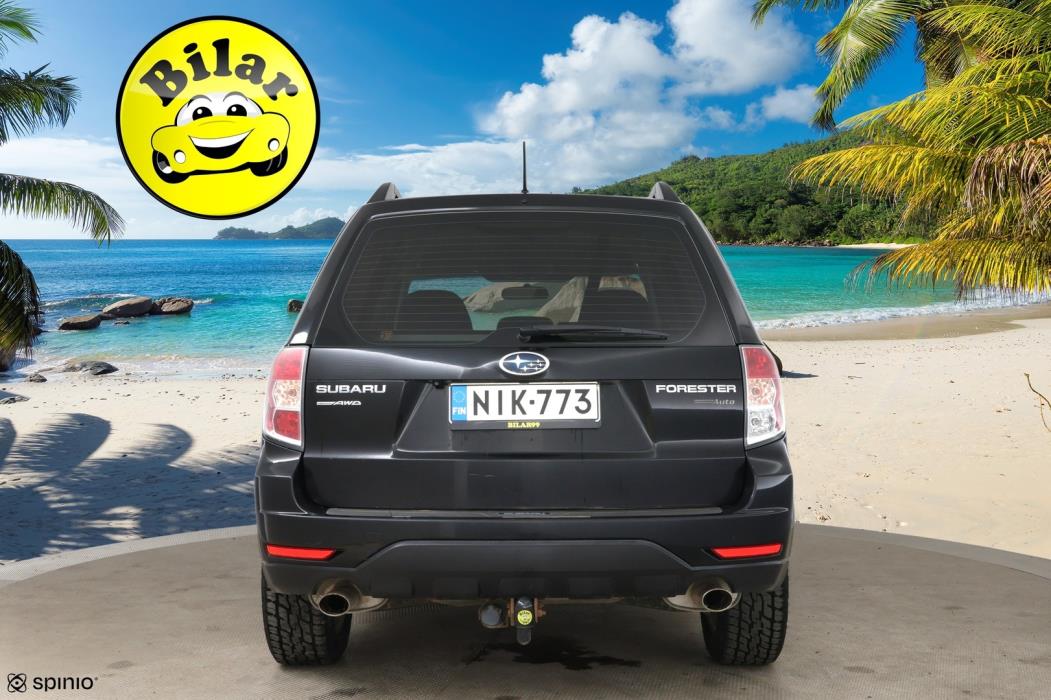 SUBARU Forester 2012