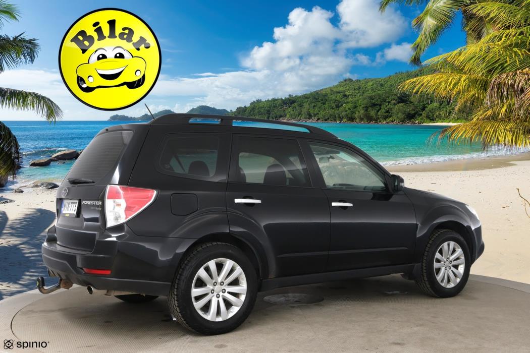 SUBARU Forester 2012