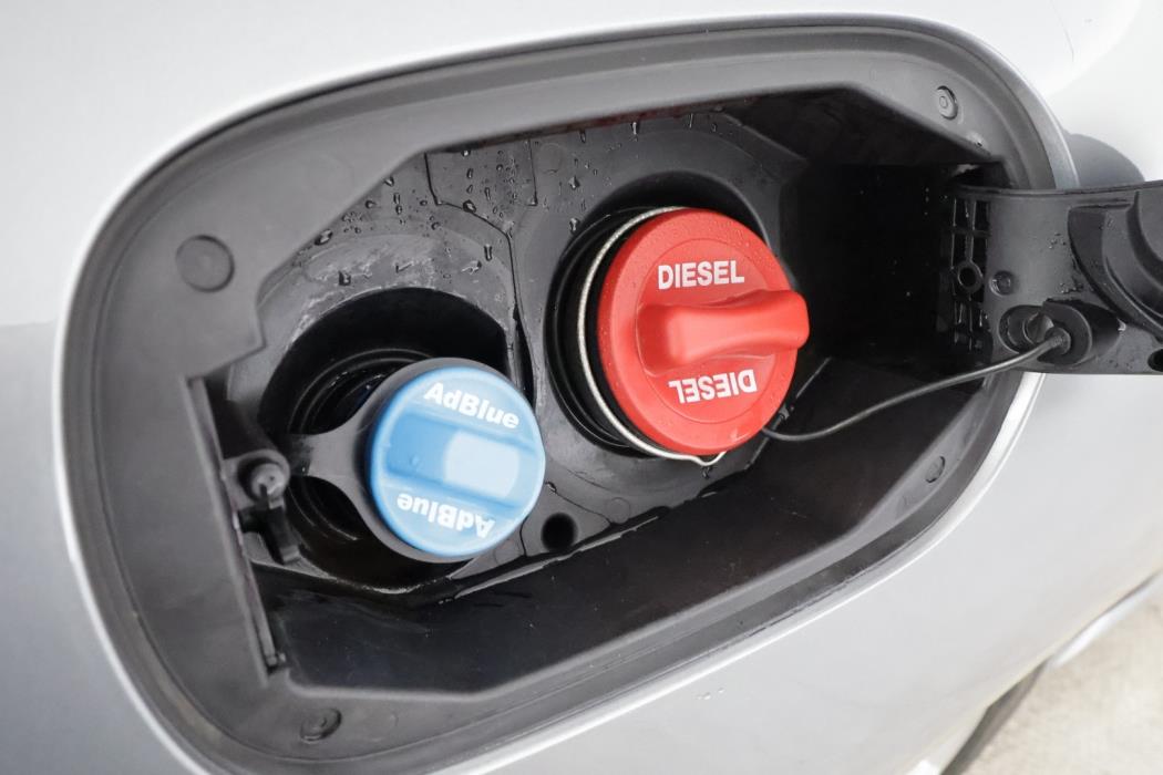 MERCEDES-BENZ C 2016