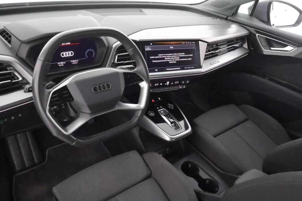 AUDI Q4 e-tron 2023