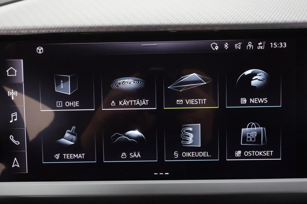 AUDI Q4 e-tron 2023