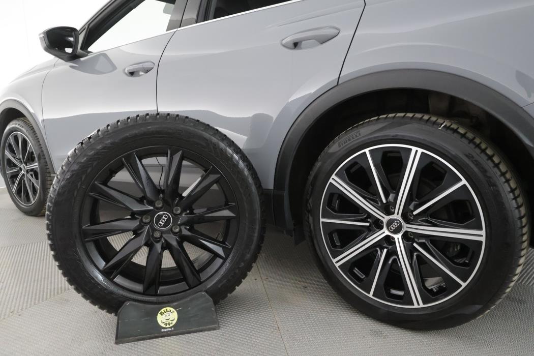 AUDI Q4 e-tron 2023