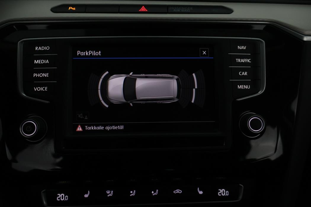 VOLKSWAGEN PASSAT 2017
