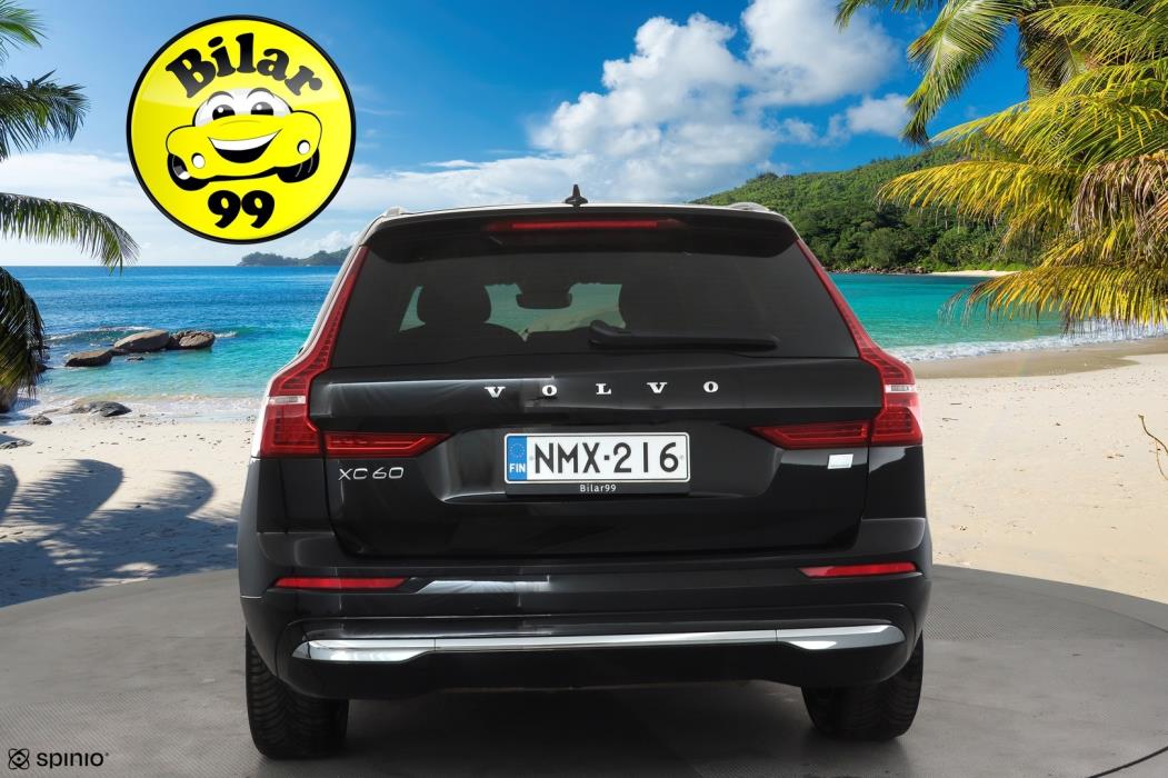 VOLVO XC60 2023