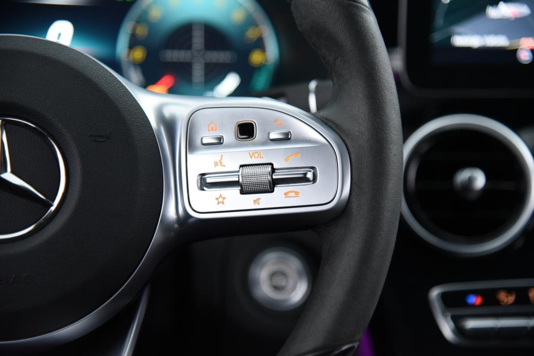 MERCEDES-BENZ C 2021