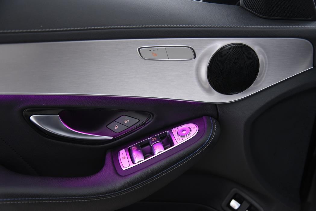 MERCEDES-BENZ C 2021