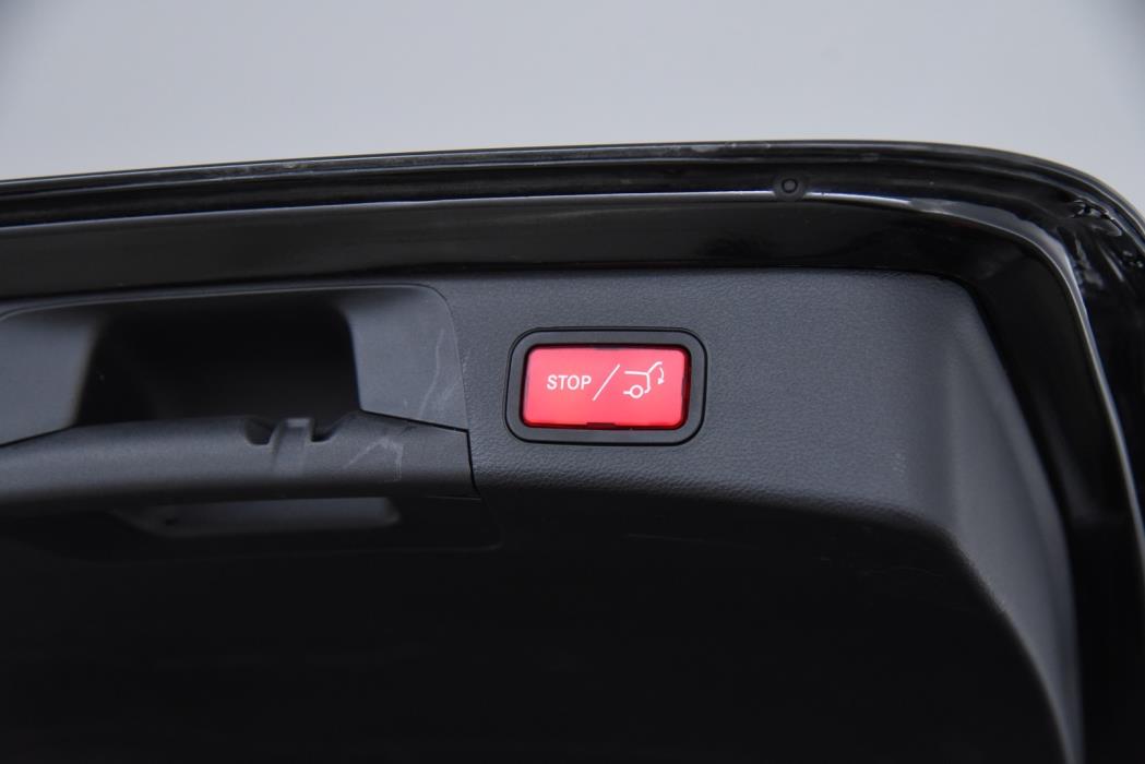 MERCEDES-BENZ C 2021