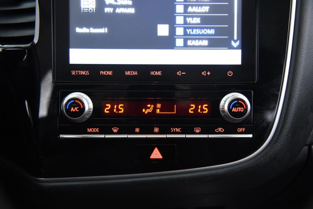 MITSUBISHI OUTLANDER PHEV 2020