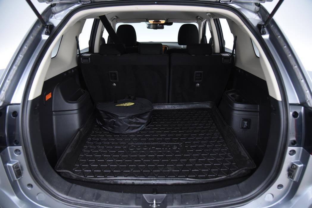 MITSUBISHI OUTLANDER PHEV 2020