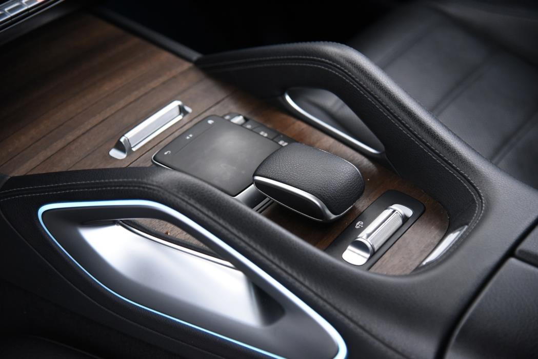 MERCEDES-BENZ GLE 2021