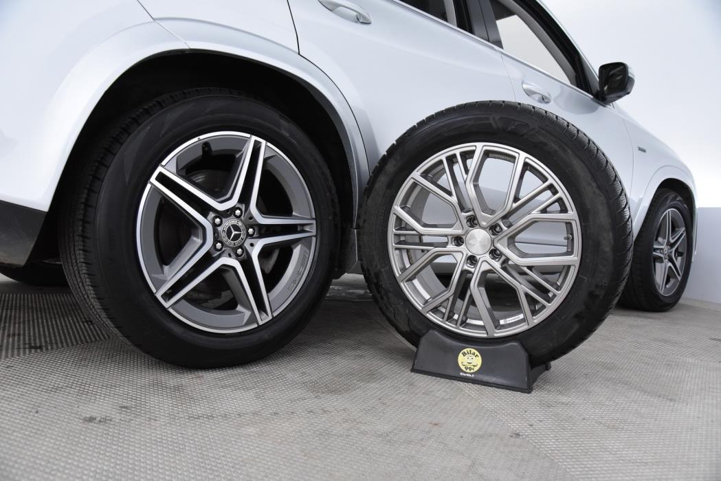 MERCEDES-BENZ GLE 2021