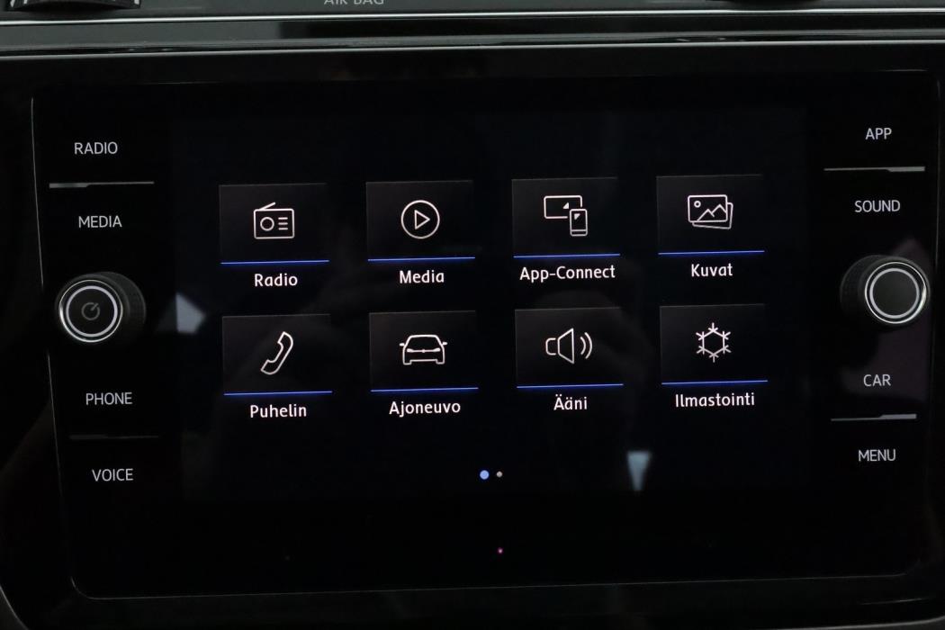 VOLKSWAGEN TOURAN 2019