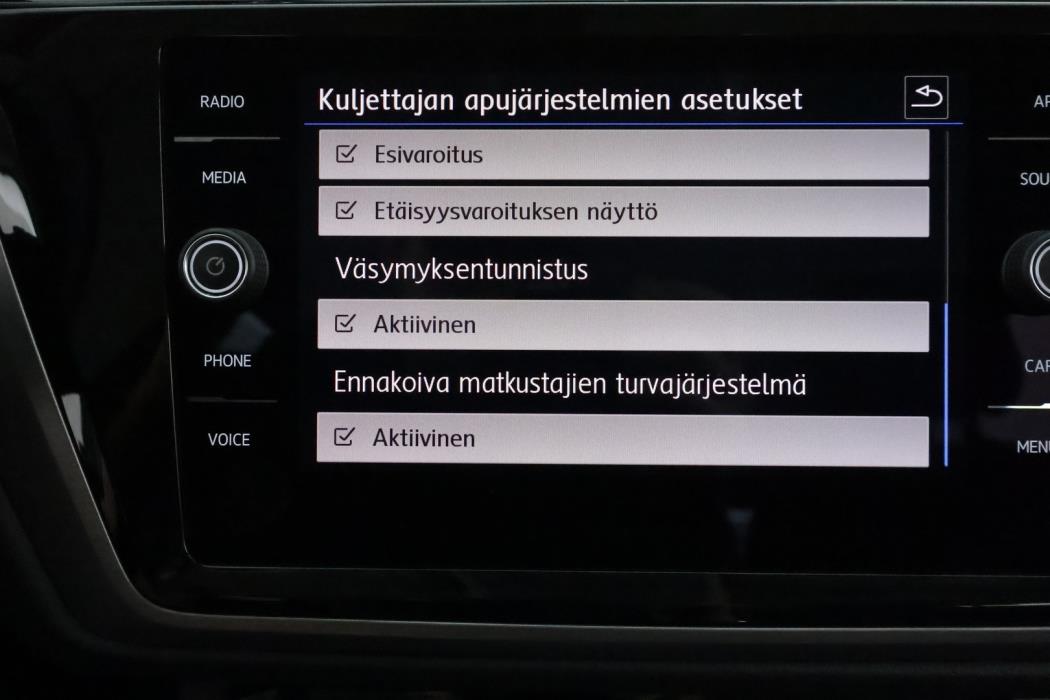 VOLKSWAGEN TOURAN 2019