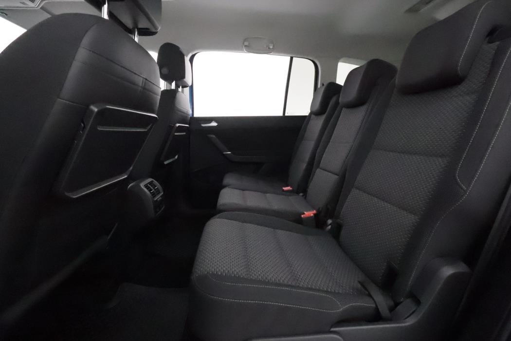 VOLKSWAGEN TOURAN 2019