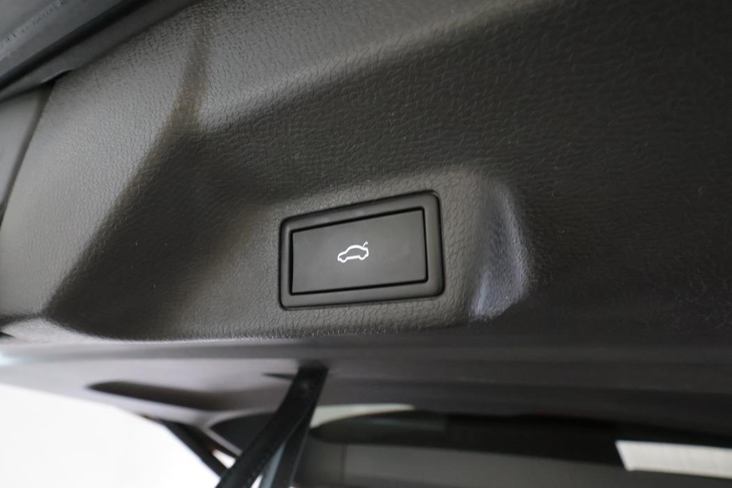 VOLKSWAGEN ID. BUZZ 2023