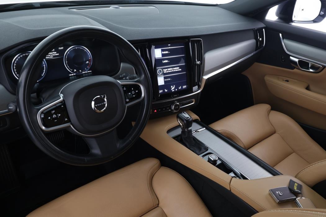 VOLVO V90 CROSS COUNTRY 2019