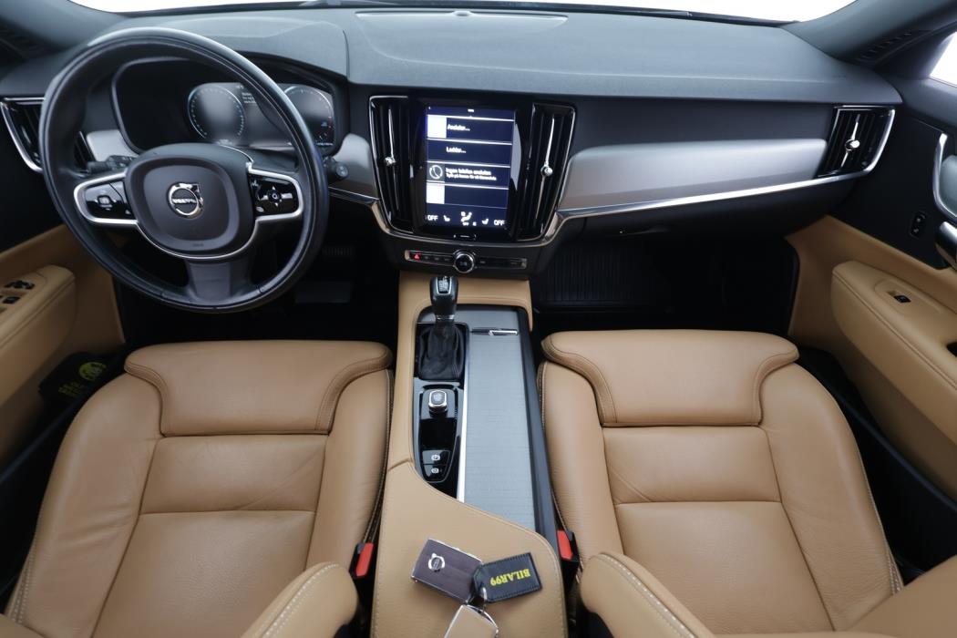 VOLVO V90 CROSS COUNTRY 2019