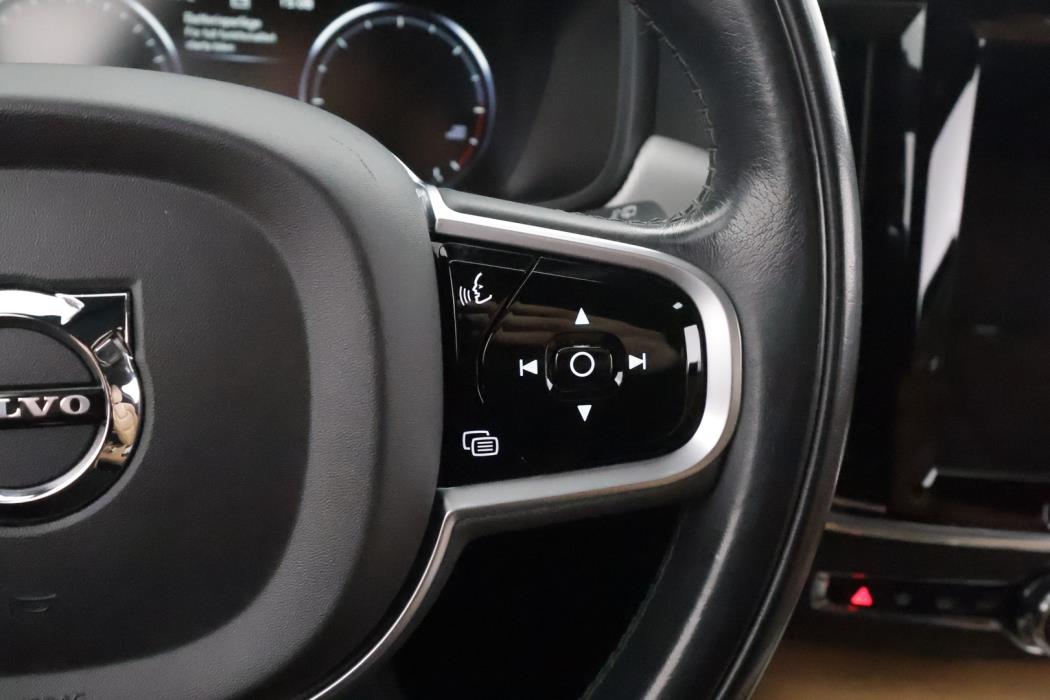 VOLVO V90 CROSS COUNTRY 2019