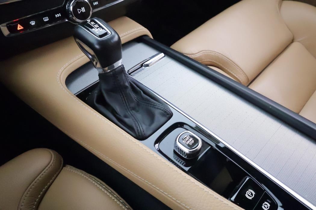 VOLVO V90 CROSS COUNTRY 2019