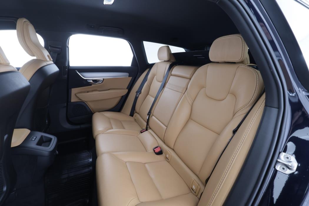 VOLVO V90 CROSS COUNTRY 2019