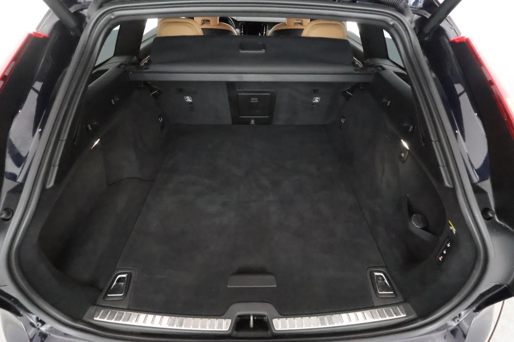 VOLVO V90 CROSS COUNTRY 2019