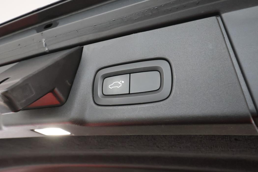 VOLVO V90 CROSS COUNTRY 2019