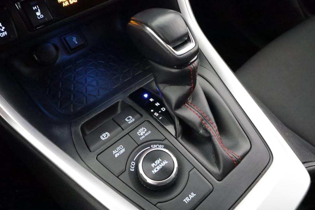 TOYOTA RAV4 PLUG-IN 2021