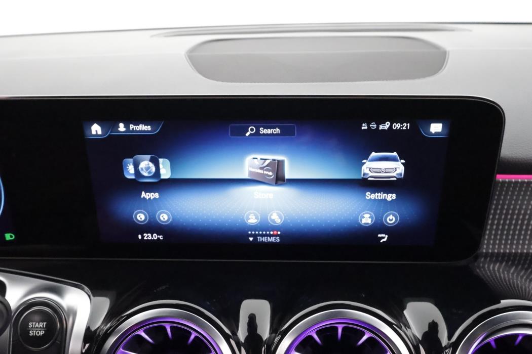 MERCEDES-BENZ EQB 2023