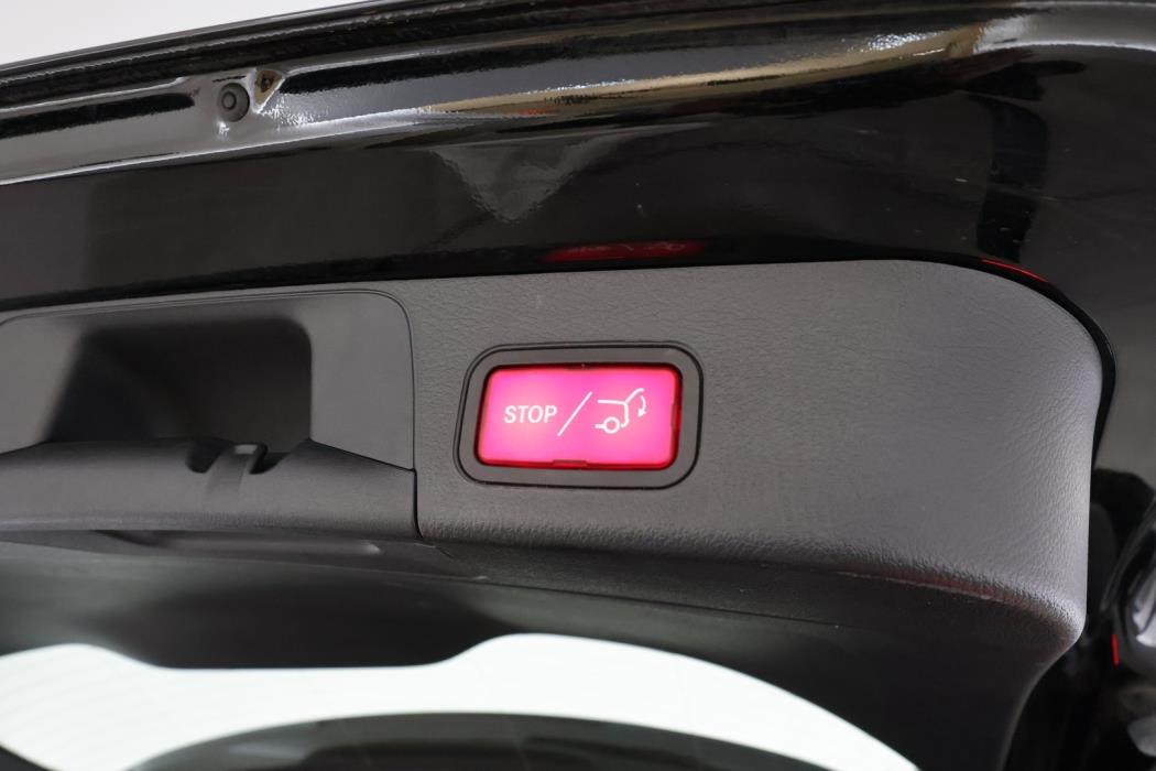 MERCEDES-BENZ EQB 2023