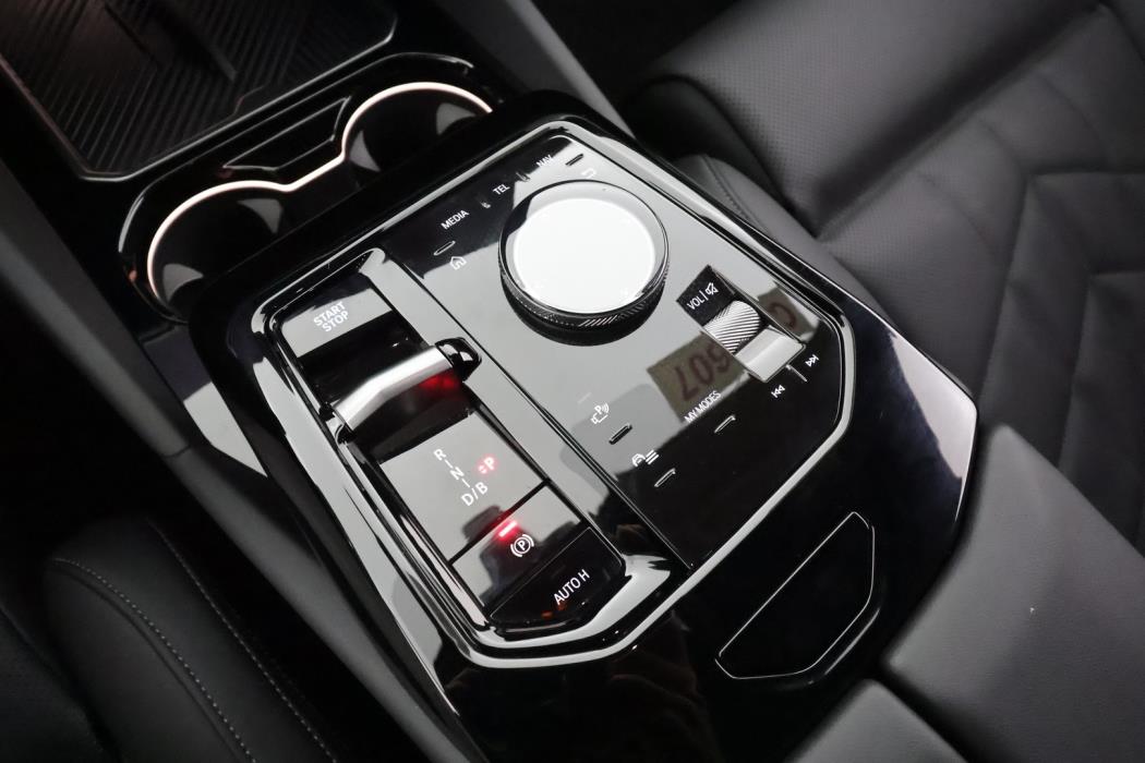 BMW I5 2024