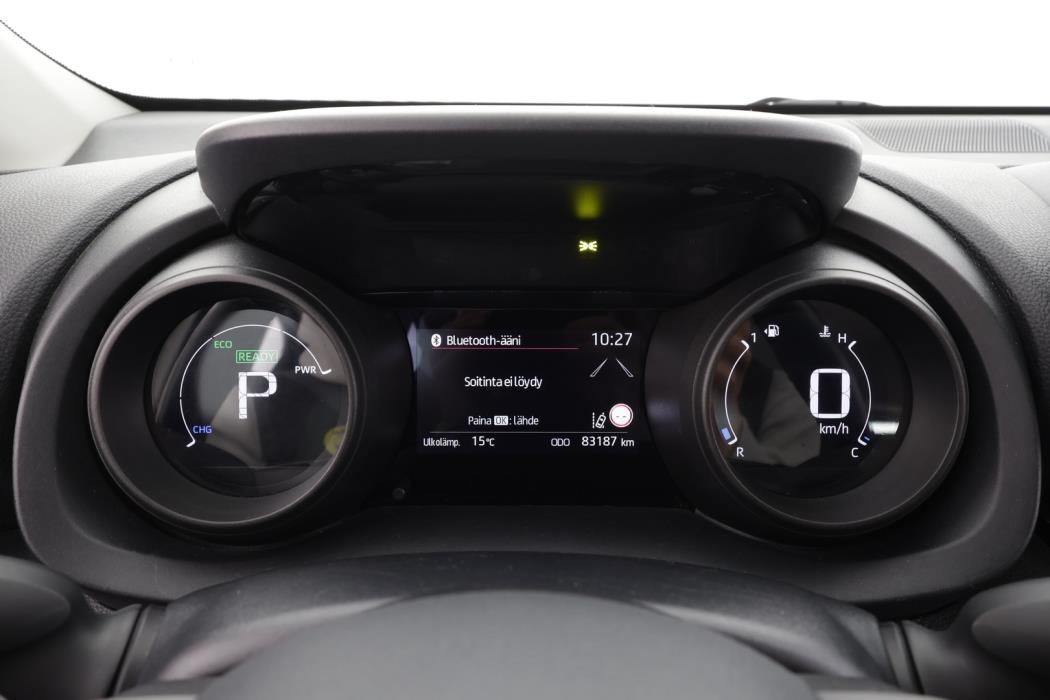 TOYOTA YARIS CROSS 2023