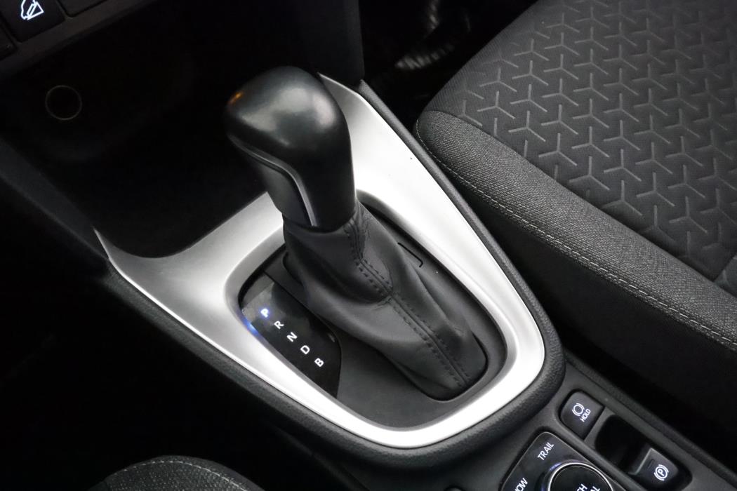 TOYOTA YARIS CROSS 2023