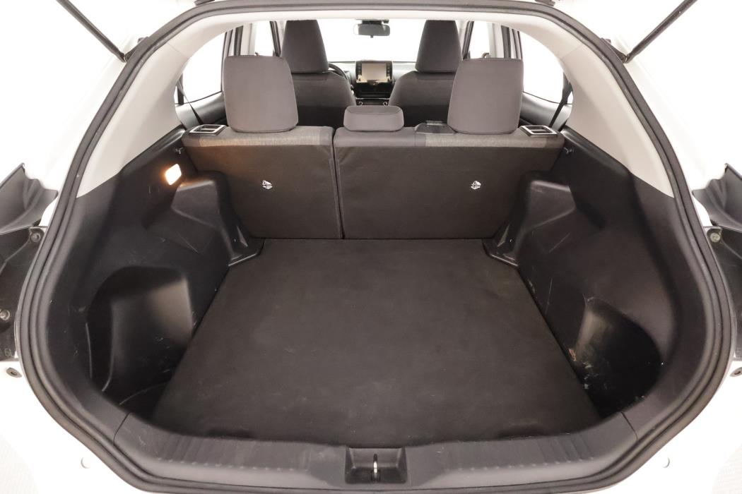 TOYOTA YARIS CROSS 2023