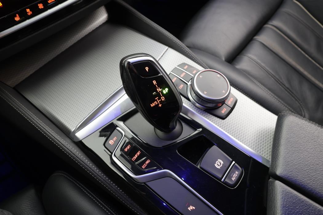 BMW 530 2019
