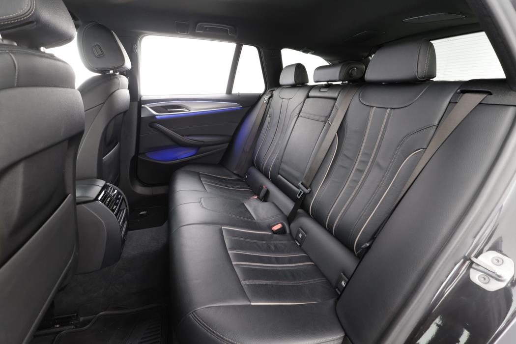 BMW 530 2019