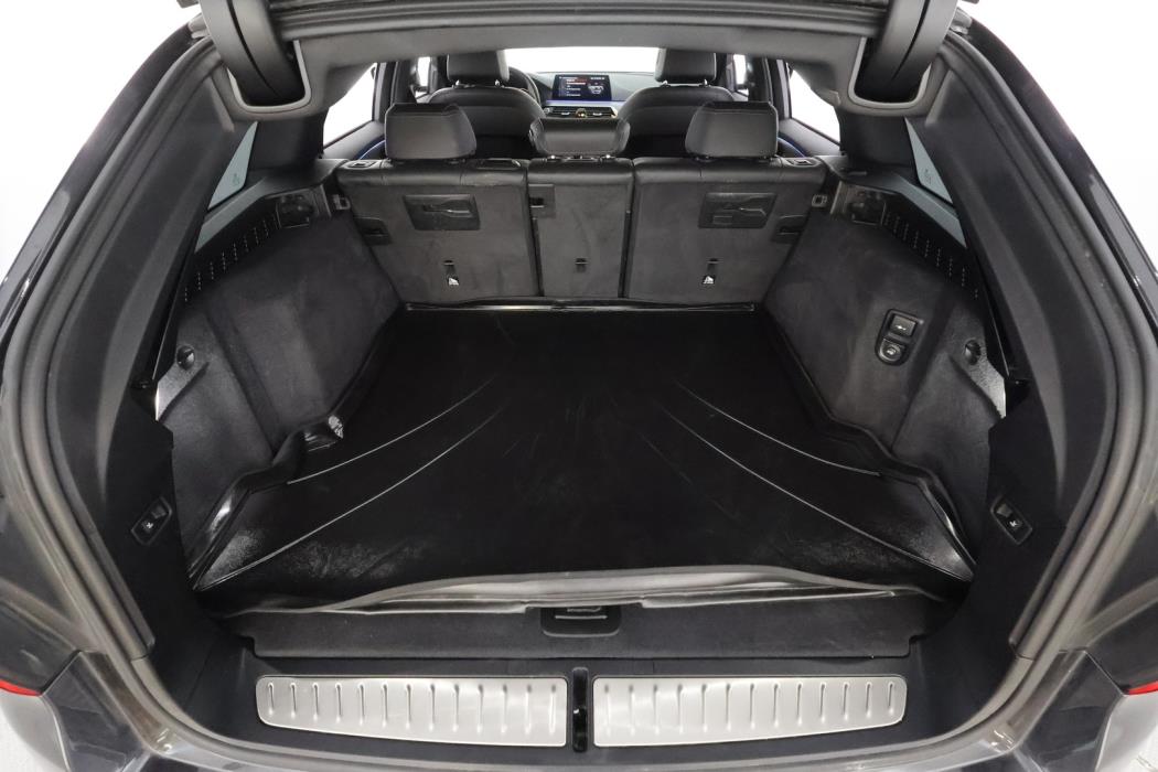 BMW 530 2019