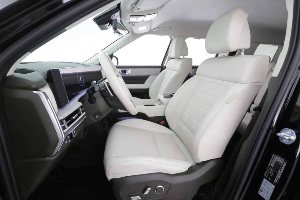 HYUNDAI SANTA FE 2025