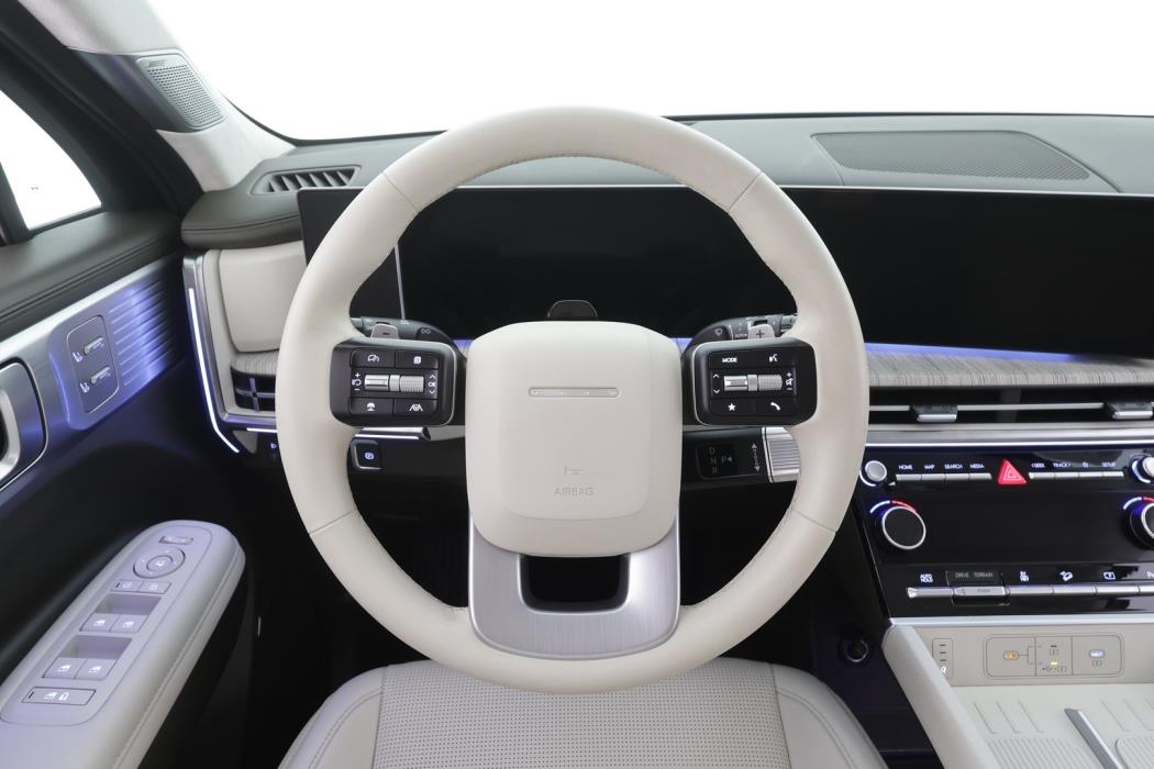 HYUNDAI SANTA FE 2025