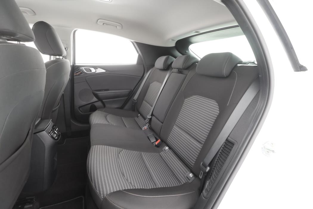 KIA XCEED 2023