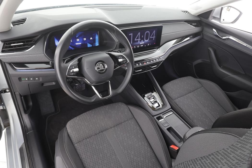 SKODA OCTAVIA 2024