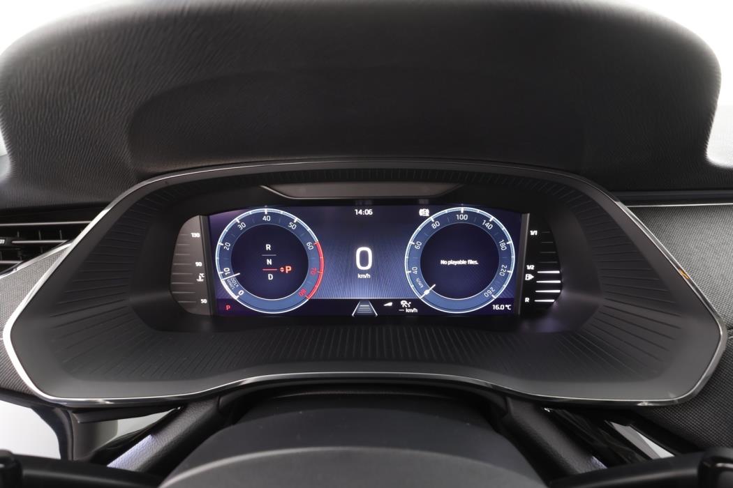 SKODA OCTAVIA 2024
