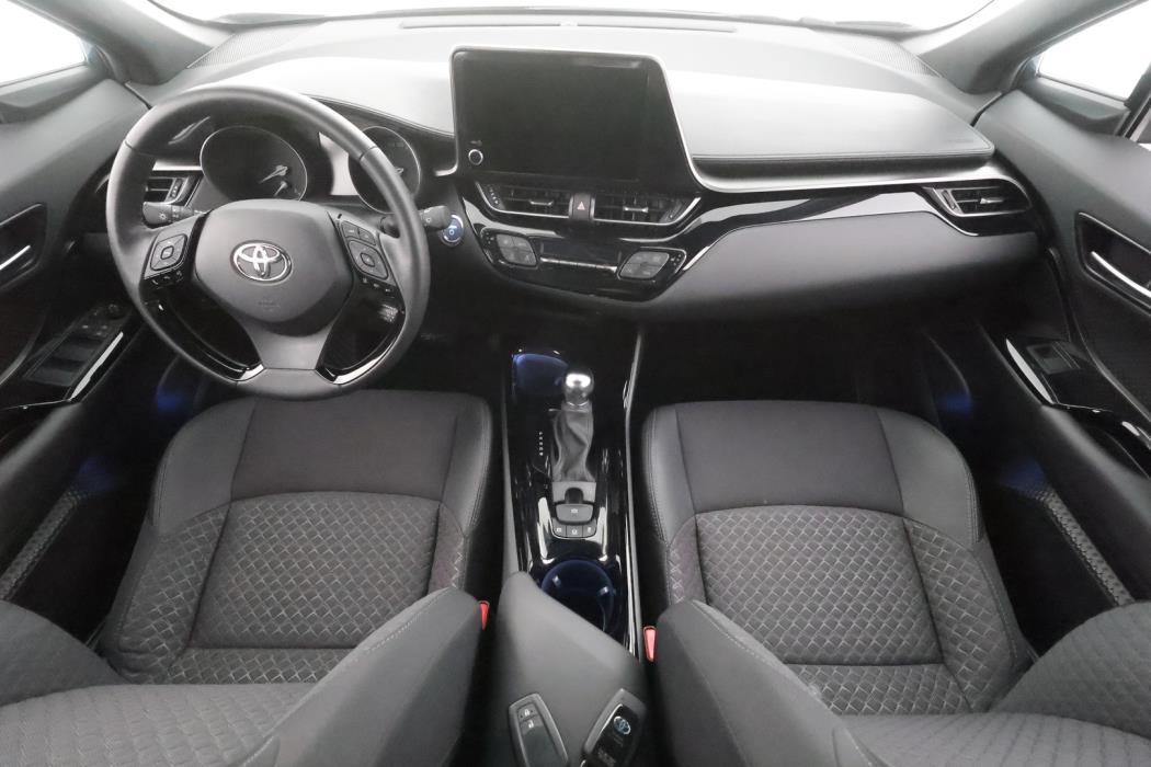 TOYOTA C-HR 2023