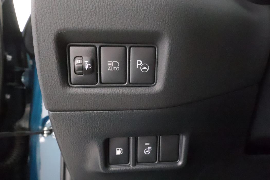 TOYOTA C-HR 2023