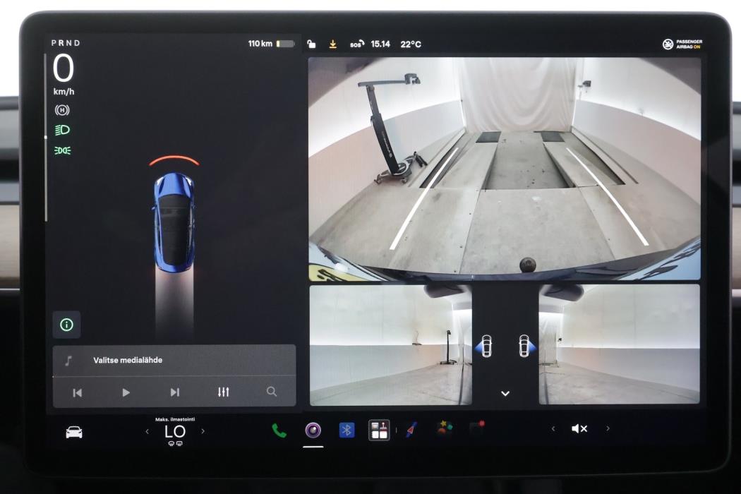 TESLA MODEL 3 2022